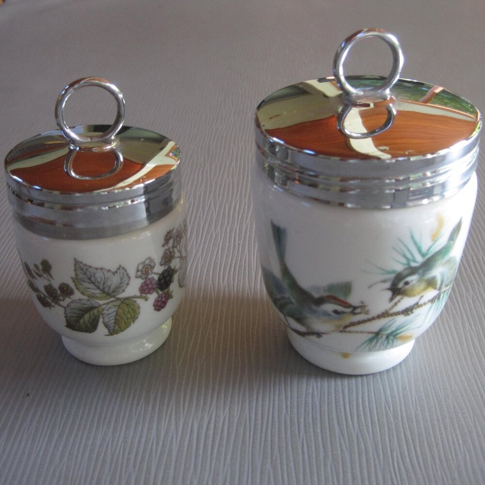 Set of 2 Royal Worcester Egg Coddlers - Woodland Birds Wren & Finch SM Berries